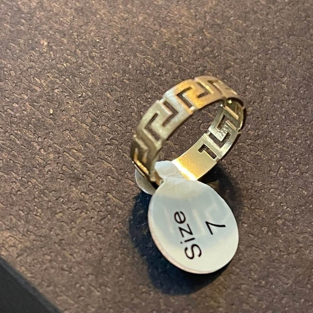 Gold Geometric Pattern Ring - image 2